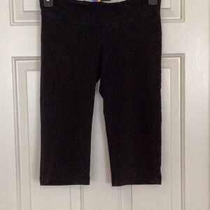 Avani Black Capri Leggings Sz M